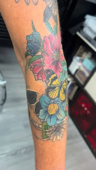 BOMBshell Tattoo & Piercing tattoo ig_014