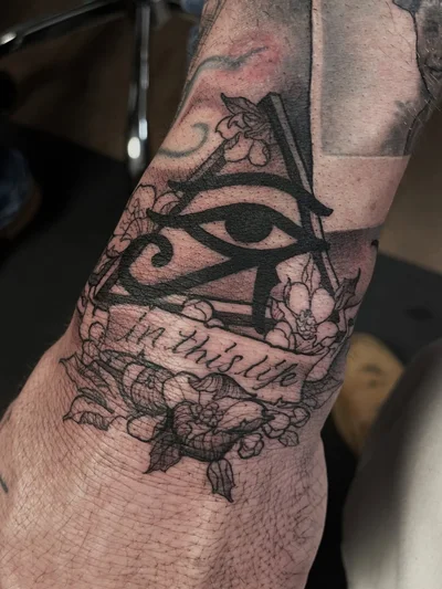 Adler tattoo ig_009