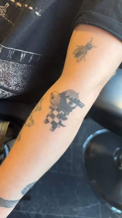 Alex Adams tattoo ig_018
