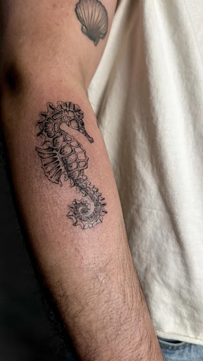 Alona tattoo ig_012