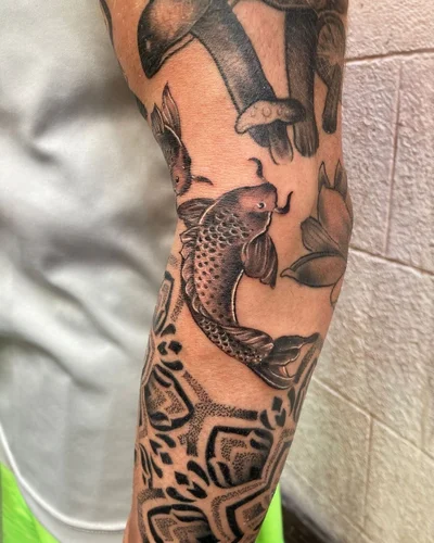 Annie Lloyd tattoo ig_009