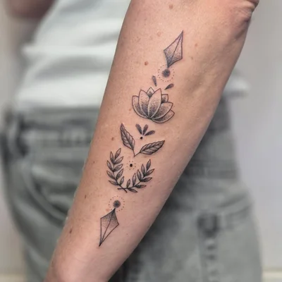 Brooke Herr tattoo ig_008