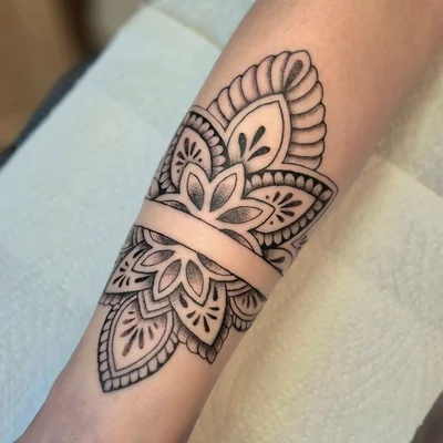 Brooke Herr tattoo ig_017