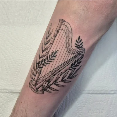 Brooke Herr tattoo ig_023