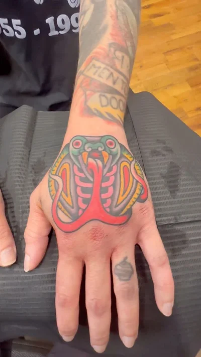 Caleb⚔️Quales tattoo ig_023