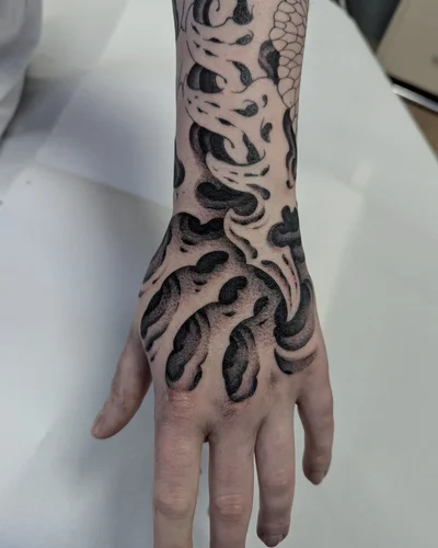 Calina Hain tattoo ig_007
