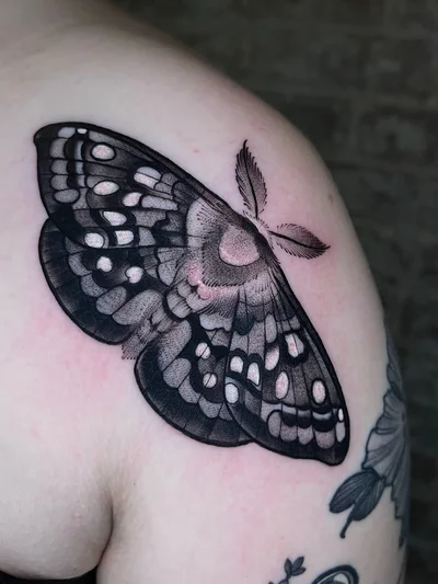 Charlotte Timmons tattoo ig_021