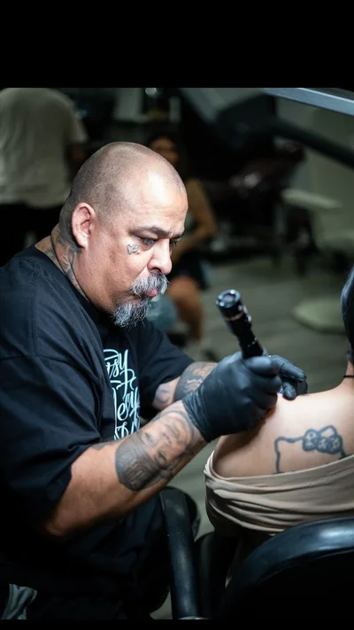 Cholo’s studio tattoo ig_010