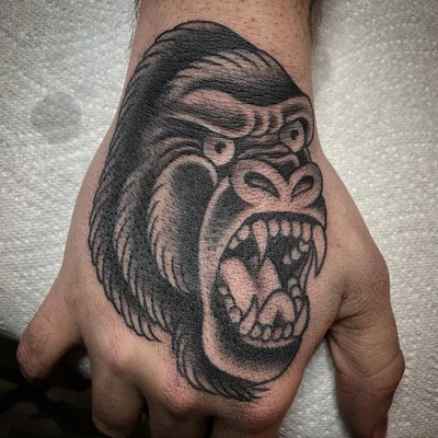 Christopher Hallam tattoo ig_010