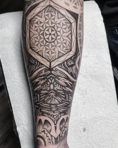 Dotwork Damian · Damian Foreman tattoo ig_014