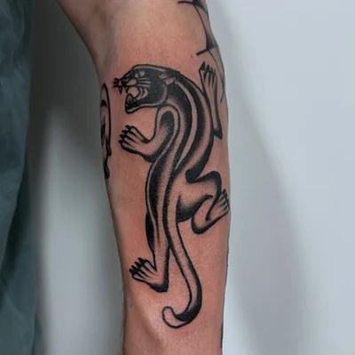Erika Gardiner tattoo ig_009