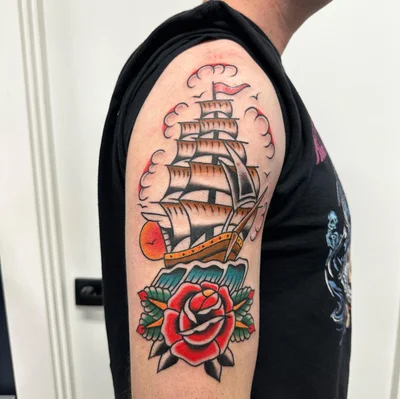 Erika Gardiner tattoo ig_023