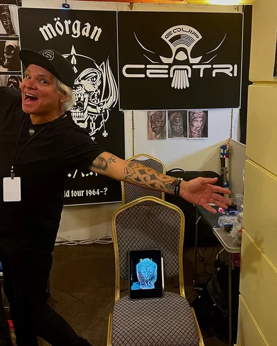 Ethan tattoo ig_022