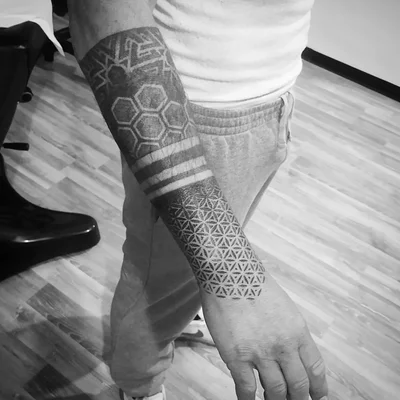 Francesco · The Black Bindu tattoo ig_018