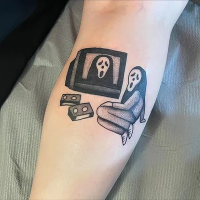Katie So tattoo ig_015