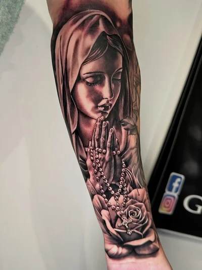 𝐆𝐑𝐀𝐏𝐇𝐈𝐊𝐑𝐈𝐒 tattoo ig_019