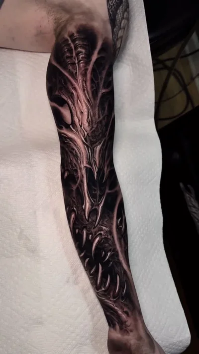 Jesse Levitt tattoo ig_019