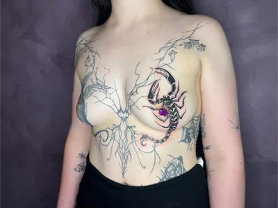 J U J U She / They tattoo ig_023