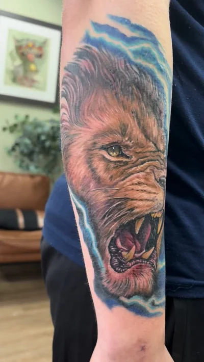 Kayley Henderson tattoo ig_007