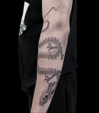 BLACK WORK AND BLACK AND GREY TATTOOS tattoo ig_021