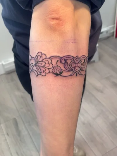 Kylie Gibson tattoo ig_008