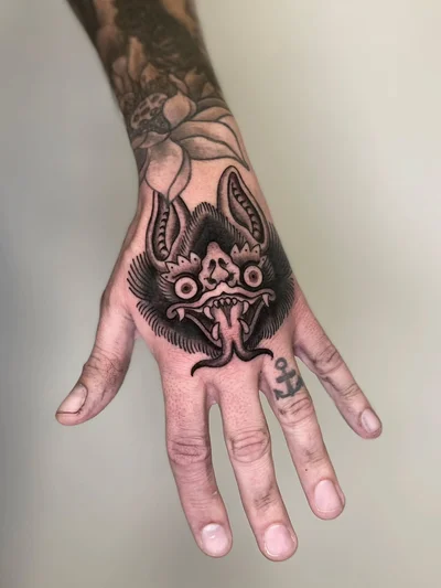 𝑳𝒂𝒔𝒕𝒊𝒏𝒈 𝑴𝒆𝒎𝒐𝒓𝒊𝒆𝒔 tattoo ig_023