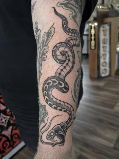 Lauren Jayne Gow tattoo ig_022