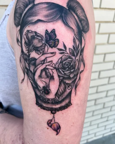 Mindy tattoo ig_014