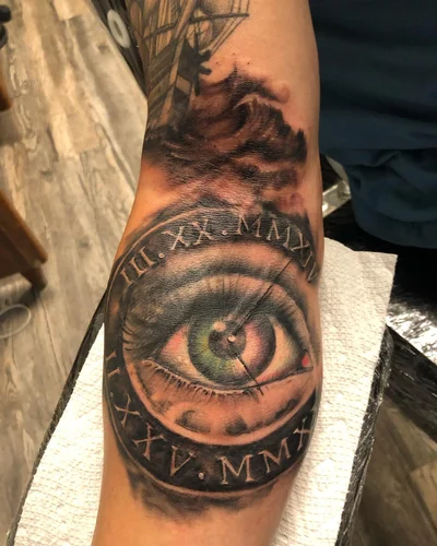 Mindy tattoo ig_020