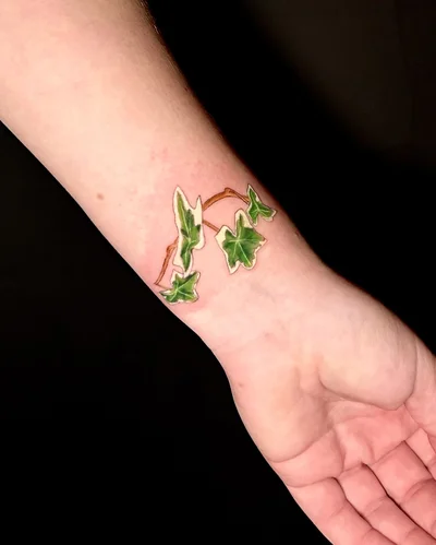 Taylor DiFonzo tattoo ig_011