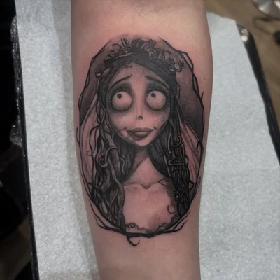 Lisa Mcintyre tattoo ig_009