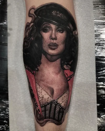 Lisa Mcintyre tattoo ig_013