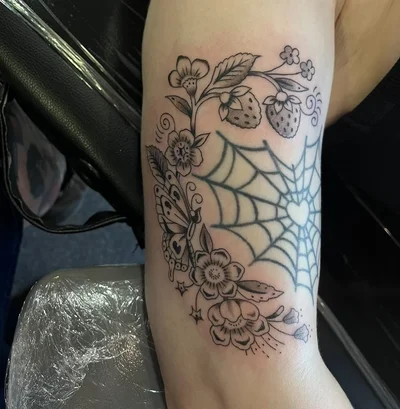 Lizzie Cartwright tattoo ig_007
