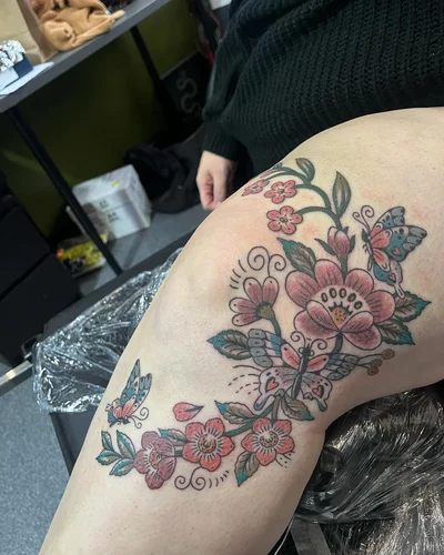 Lizzie Cartwright tattoo ig_021