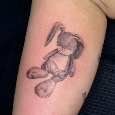 Lauren Marie Sutton tattoo ig_018