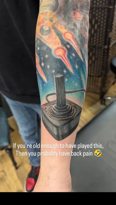 Lucy Exton tattoo ig_014