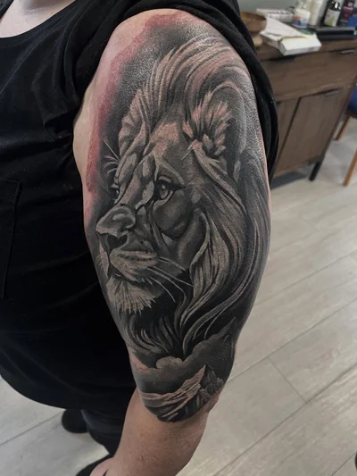 Luke Skinner tattoo ig_017