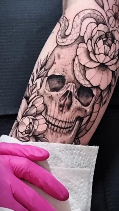 Kayla Gill tattoo ig_021