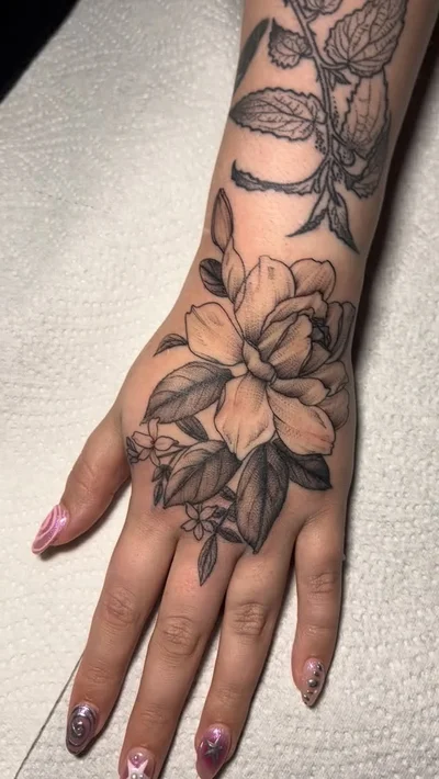 Lydia Hazelton tattoo ig_024