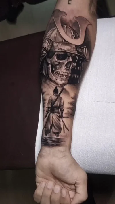 Max Campos tattoo ig_014