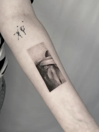 Meerkat by Barni Benyovszky tattoo ig_021
