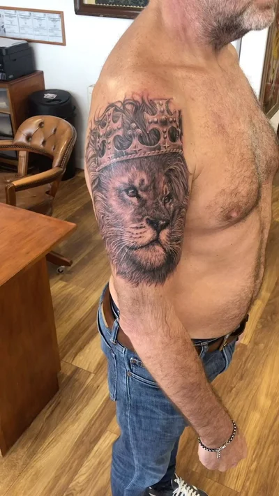 Miro Jurecek tattoo ig_012