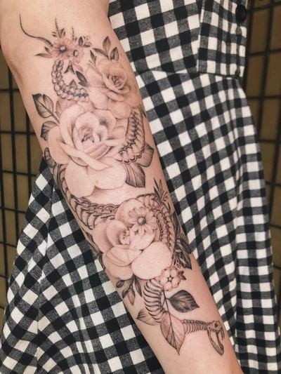Lizzie Duggan Hanson tattoo ig_007