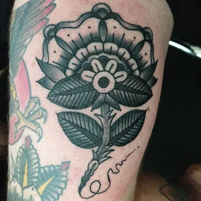 𝙲 𝙷 𝚁 𝙸 𝚂   𝚆 𝙷 𝙸 𝚃 𝙴 tattoo ig_020