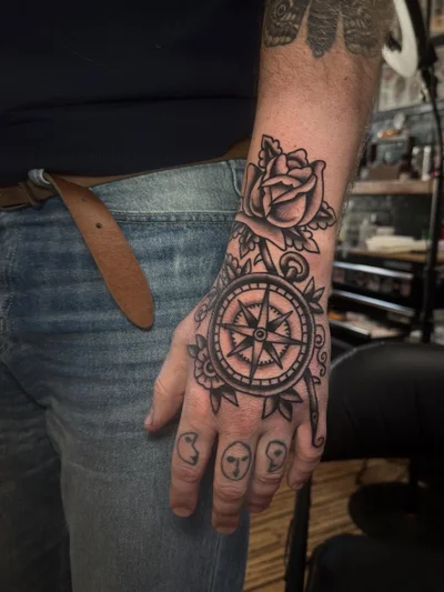 Noel tattoo ig_007