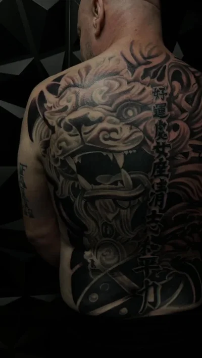 Plug Tattoo & Piercing tattoo ig_016