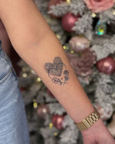 Queens and Needles tattoo ig_015