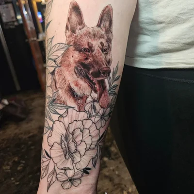 Danielle Pierce tattoo ig_014