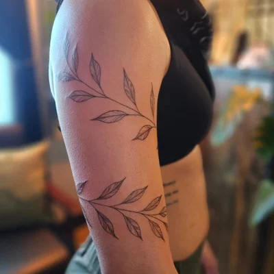 Danielle Pierce tattoo ig_020