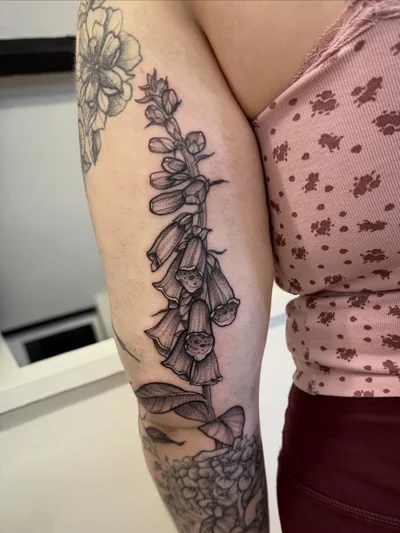 𝐑𝐄𝐁𝐄𝐂𝐂𝐀 𝐖𝐈𝐋𝐋𝐈𝐀𝐌𝐒 tattoo ig_007